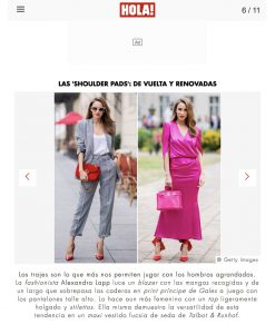 Las shoulder pads de vuelta y renovadas - us hola com - 2018 08 18 - Alexandra Lapp - found on https://us.hola.com/moda/galeria/2018080814053/natalie-portman-fashion-trends-vv/6/?viewas=amp